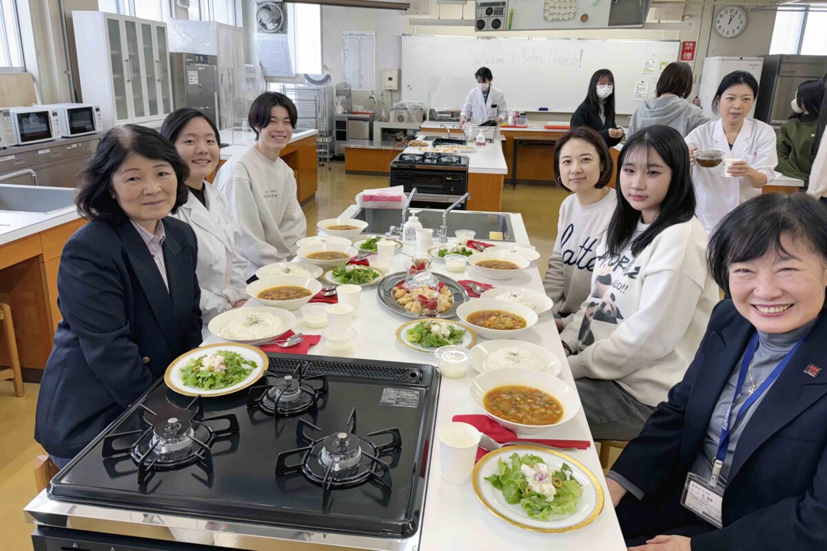 韓国高校生が日本語体験コンテストに入賞し本学を訪問