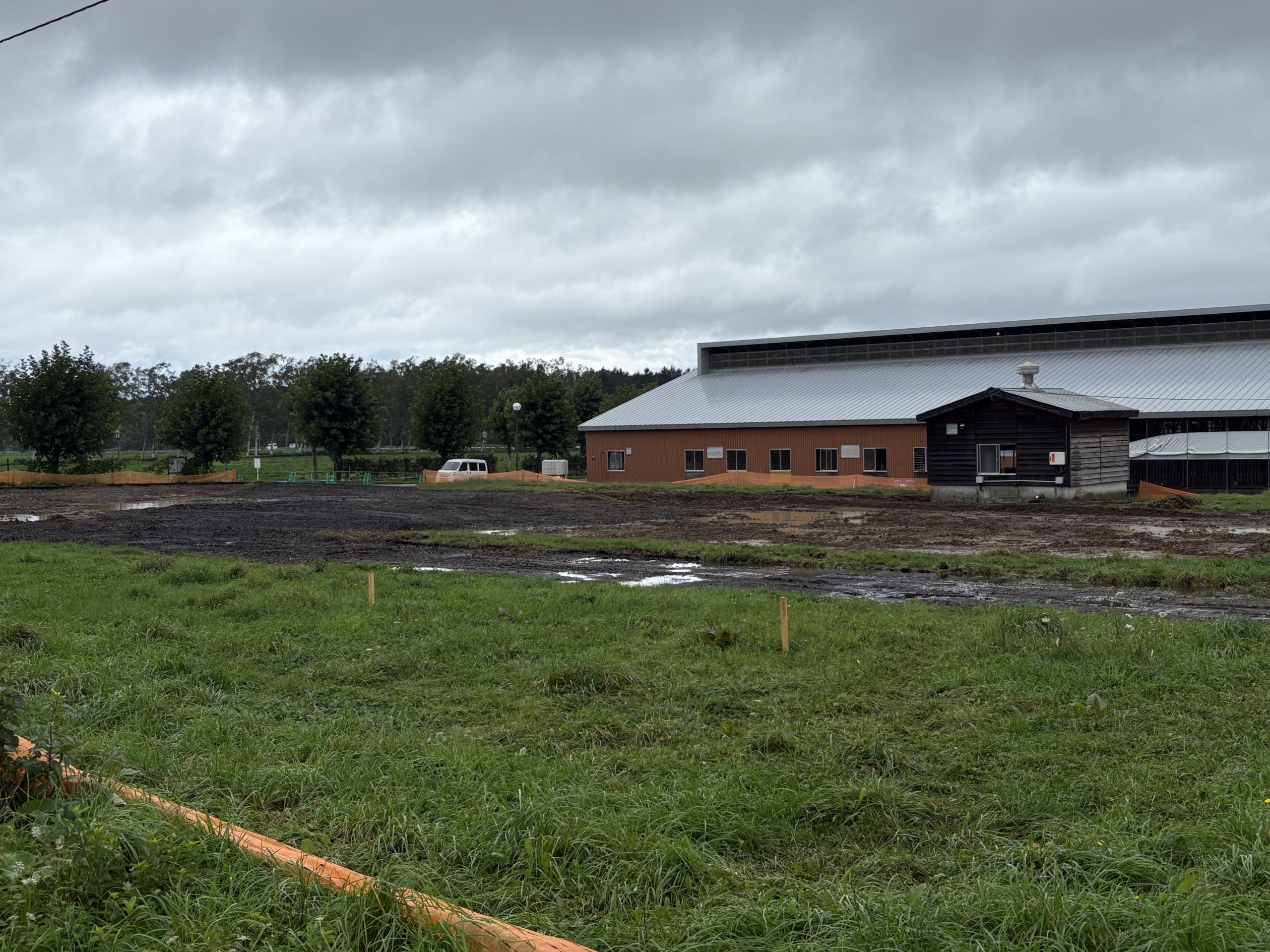 新牛舎新築工事の進捗状況について（Vol.1）