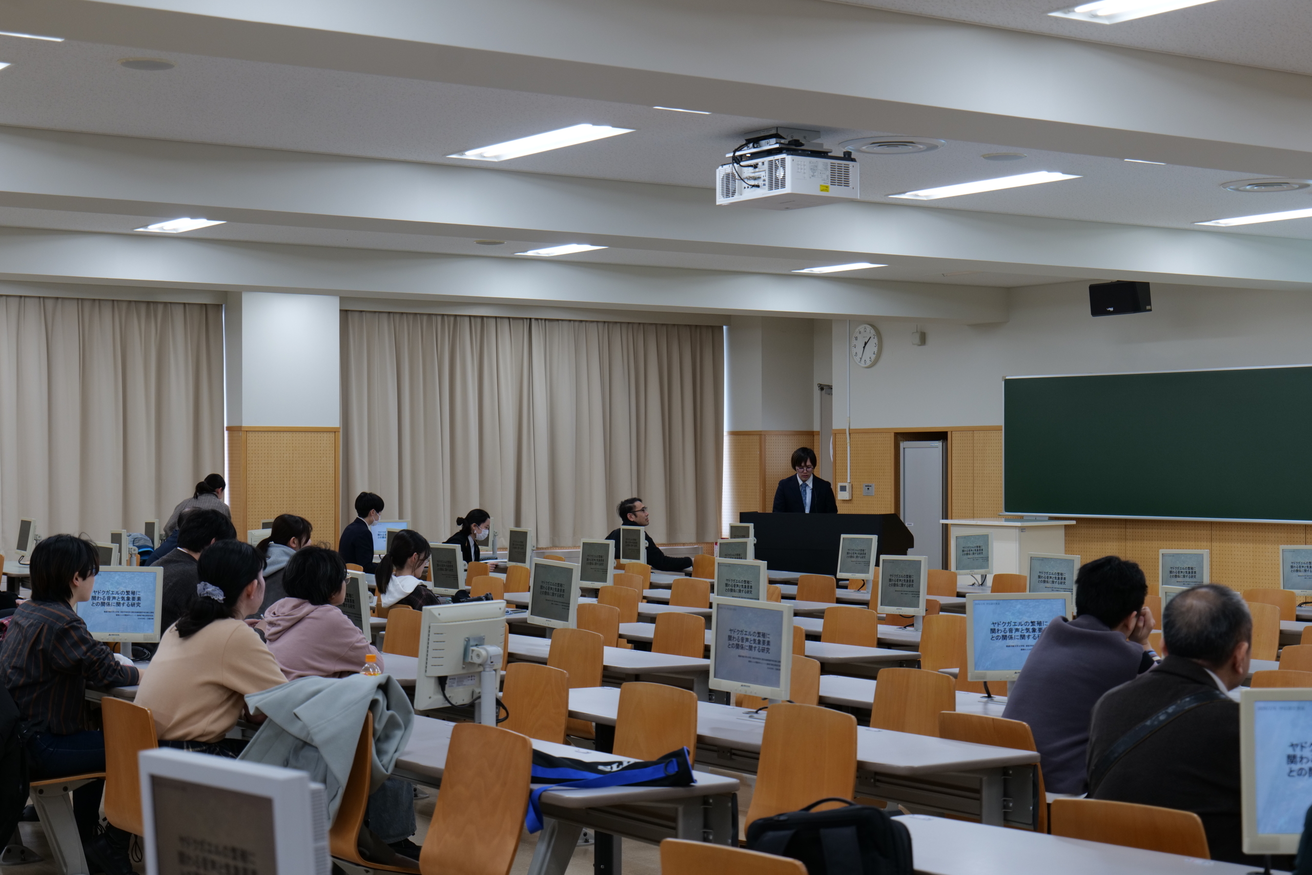 大学院 獣医学研究科・酪農学研究科　2025年度学位論文発表会を開催