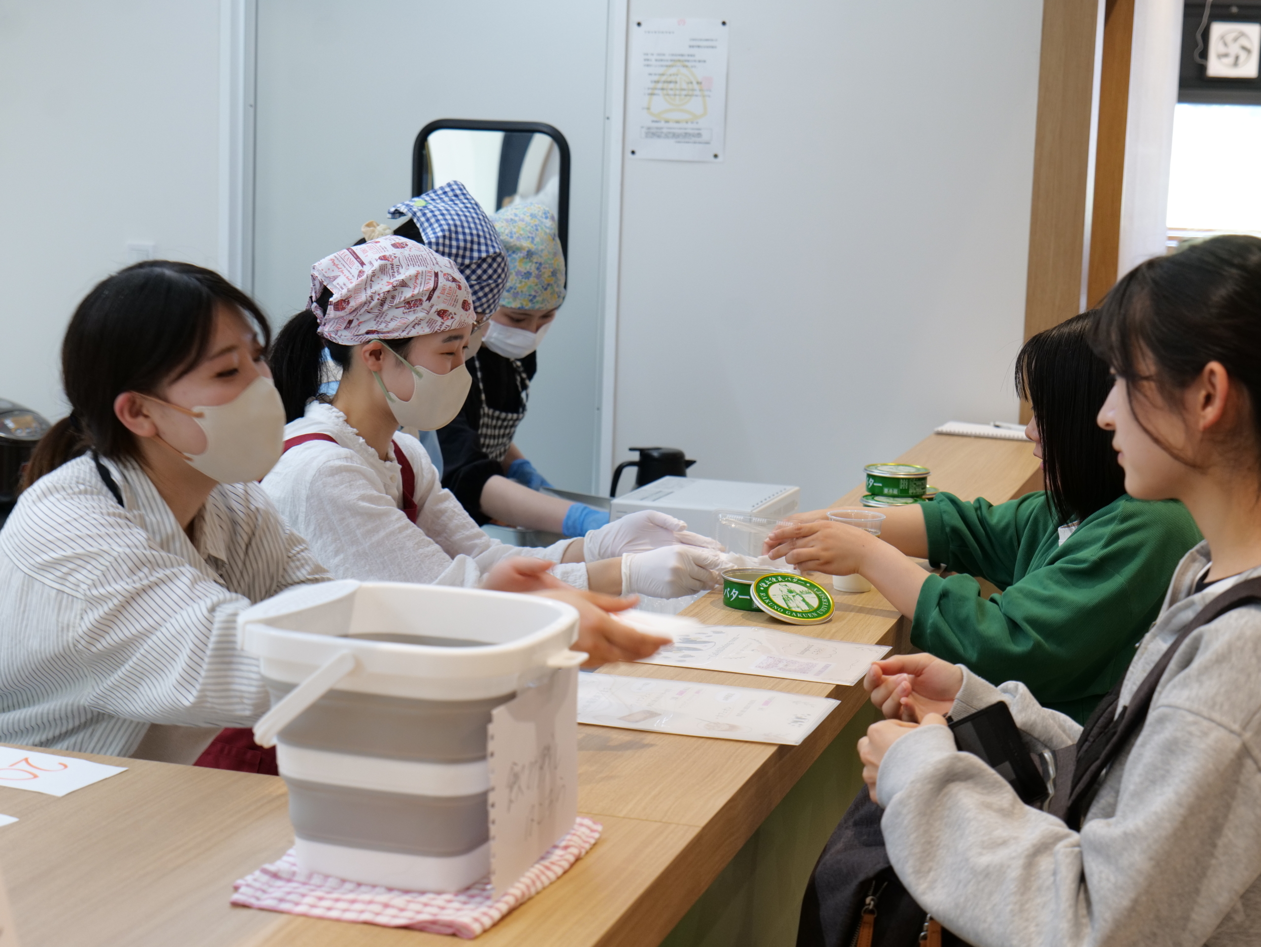 【学生企画】「MOWMOWカフェ」が酪農学園ホールにプレオープンしました